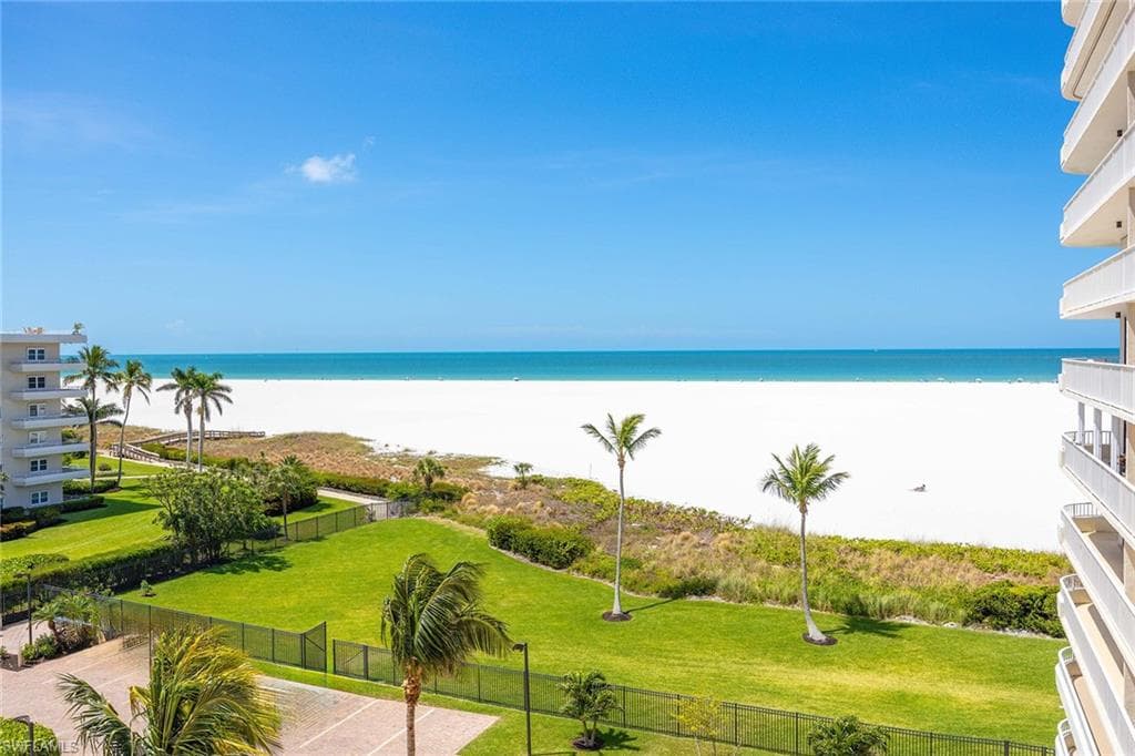 260 Seaview CT 604 MARCO ISLAND, FL 34145