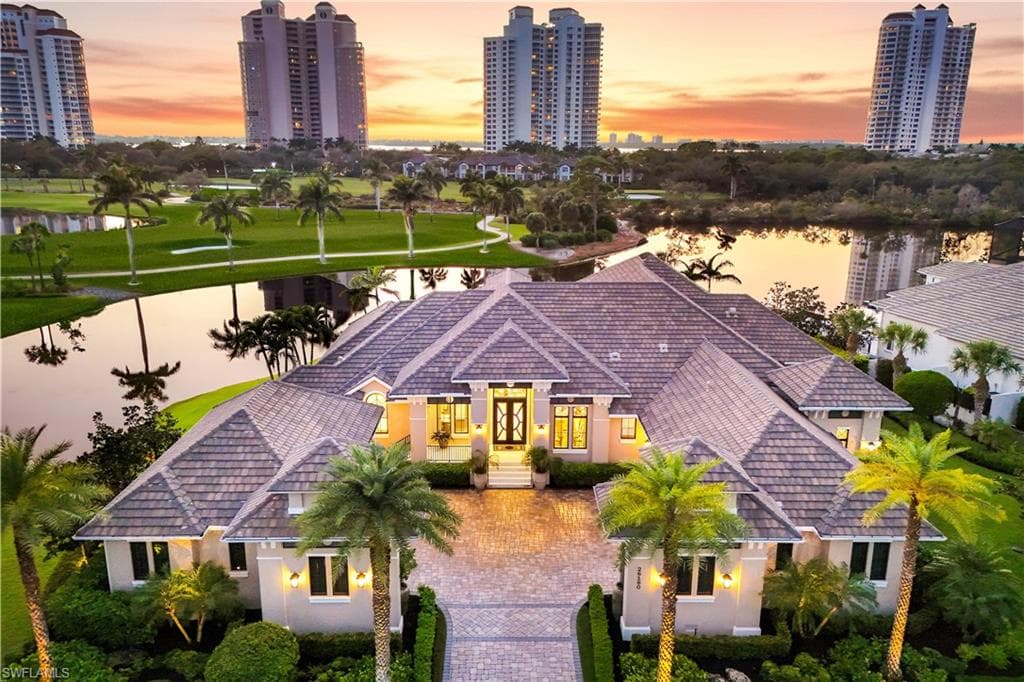 26180 Woodlyn DR BONITA SPRINGS, FL 34134