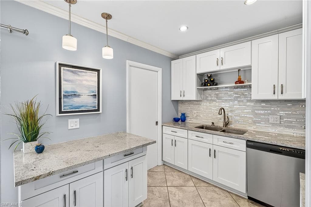788 Park Shore DR H31 NAPLES, FL 34103