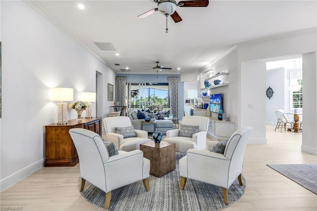 3715 Montreux LN 204 NAPLES, FL 34114