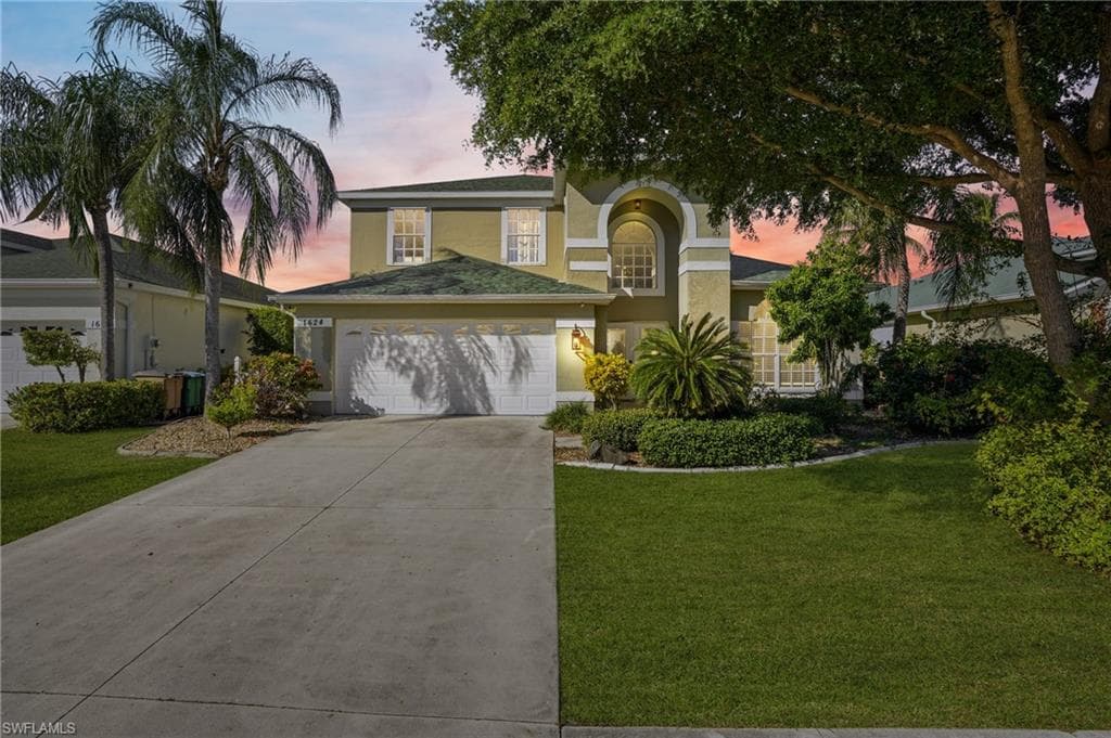 1624 Emerald Cove DR CAPE CORAL, FL 33991
