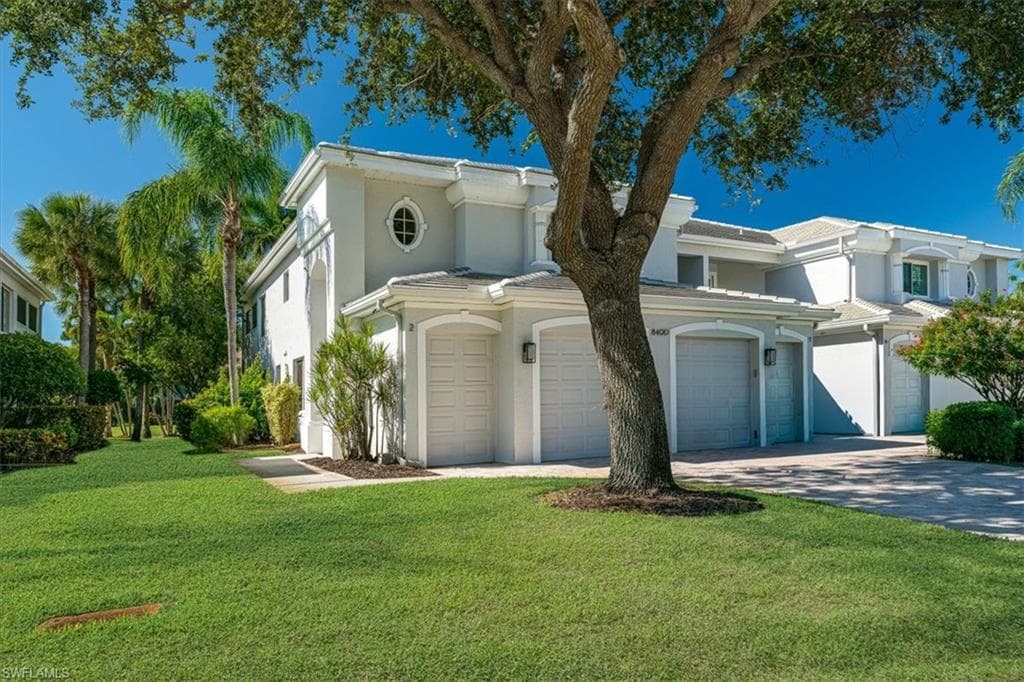 8400 Southbridge DR 2 ESTERO, FL 33967