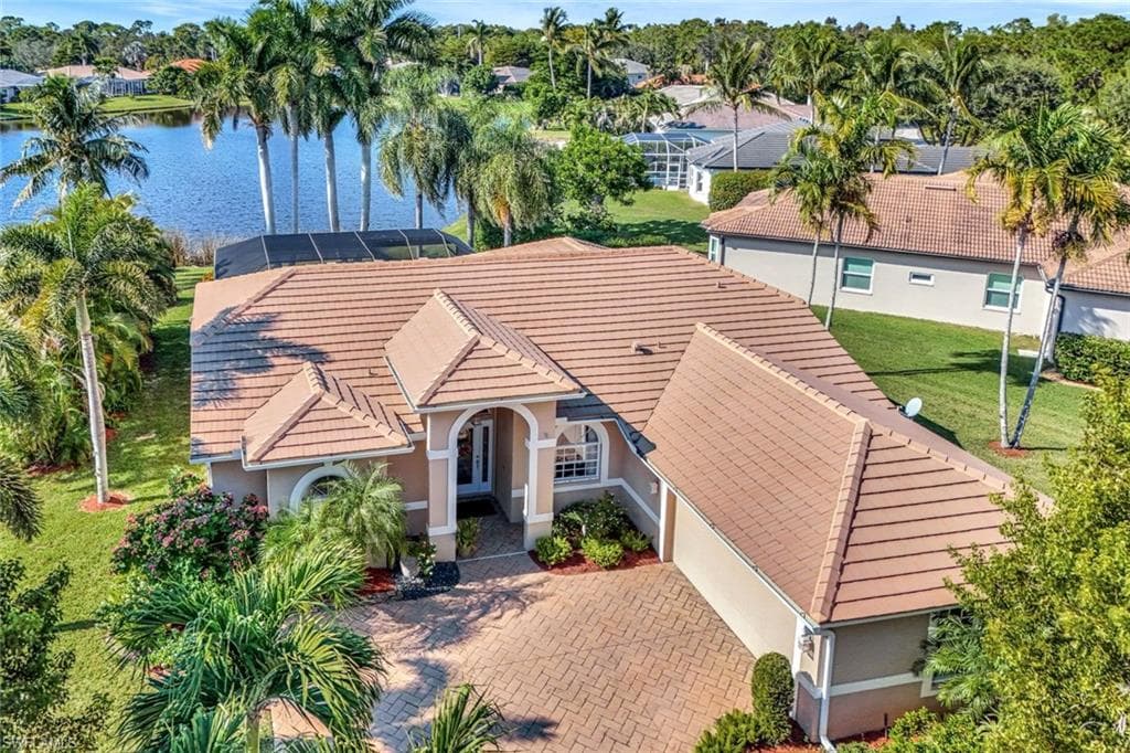 9471 Cedar Creek DR BONITA SPRINGS, FL 34135