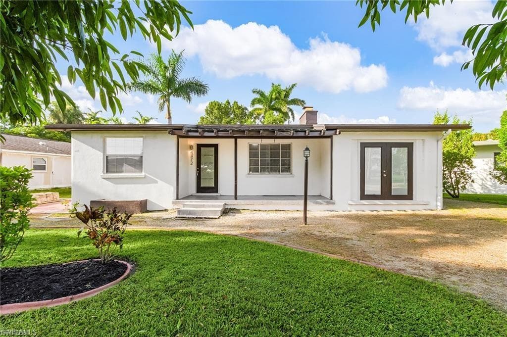 4472 E Riverside DR FORT MYERS, FL 33905