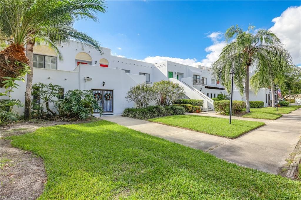 3308 Europa DR 30 NAPLES, FL 34105