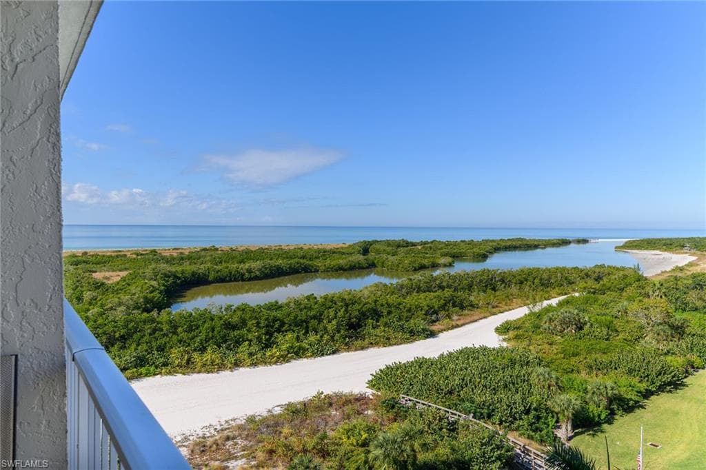 380 Seaview CT 910 MARCO ISLAND, FL 34145