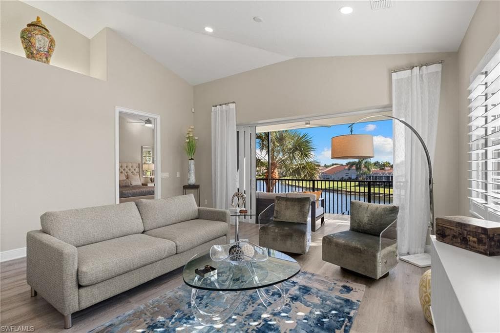 6438 Legacy CIR 304 NAPLES, FL 34113