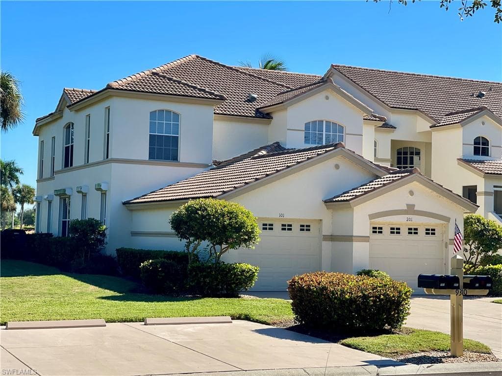 9310 Bayberry BEND 101 FORT MYERS, FL 33908