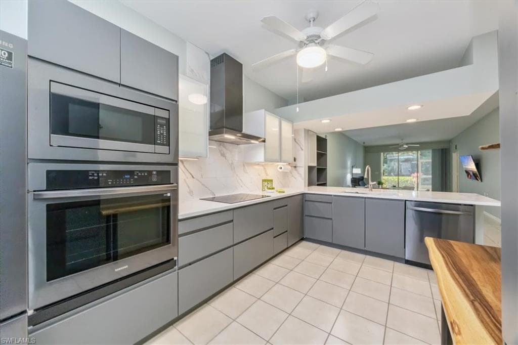 2400 Bayou LN 7513 NAPLES, FL 34112