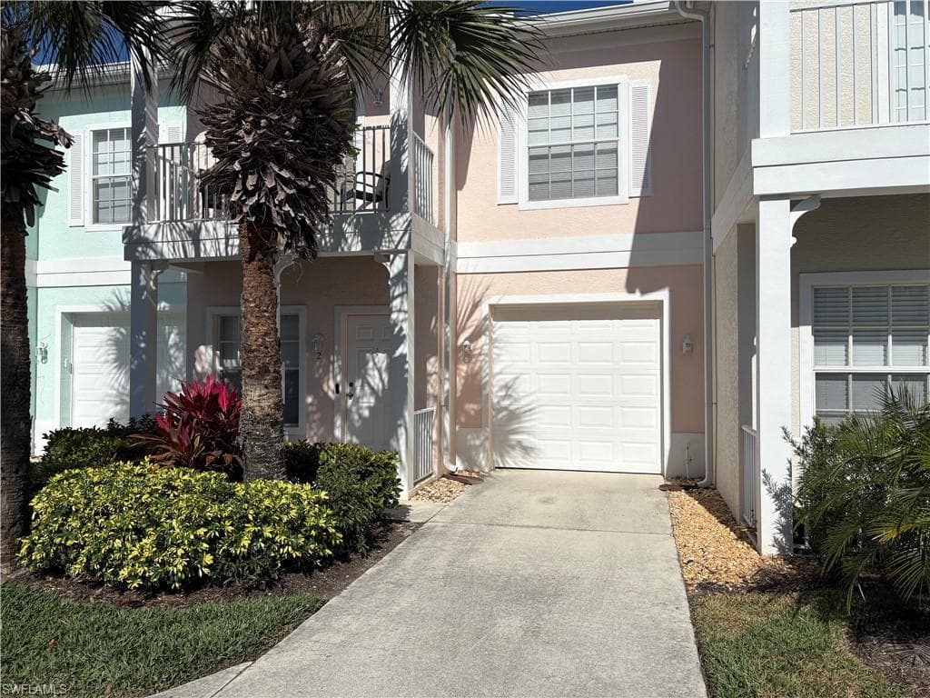3269 Amanda LN 2 NAPLES, FL 34109