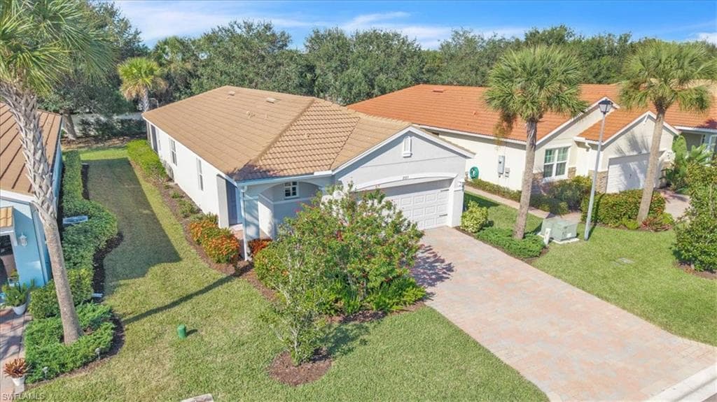 2155 Summersweet DR ALVA, FL 33920