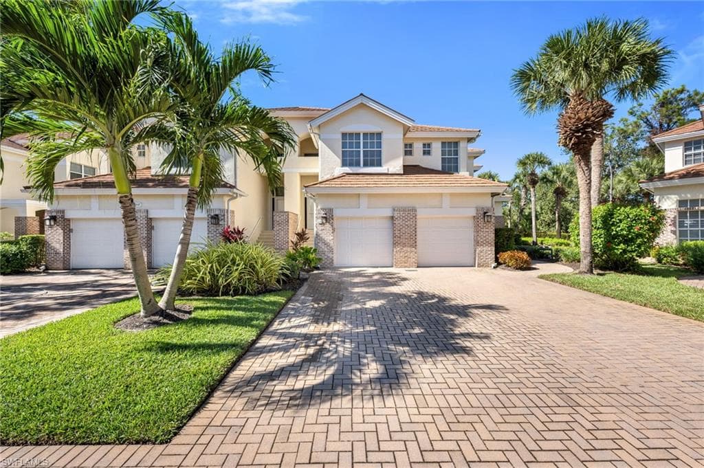 25040 Cypress Hollow CT 104 BONITA SPRINGS, FL 34134
