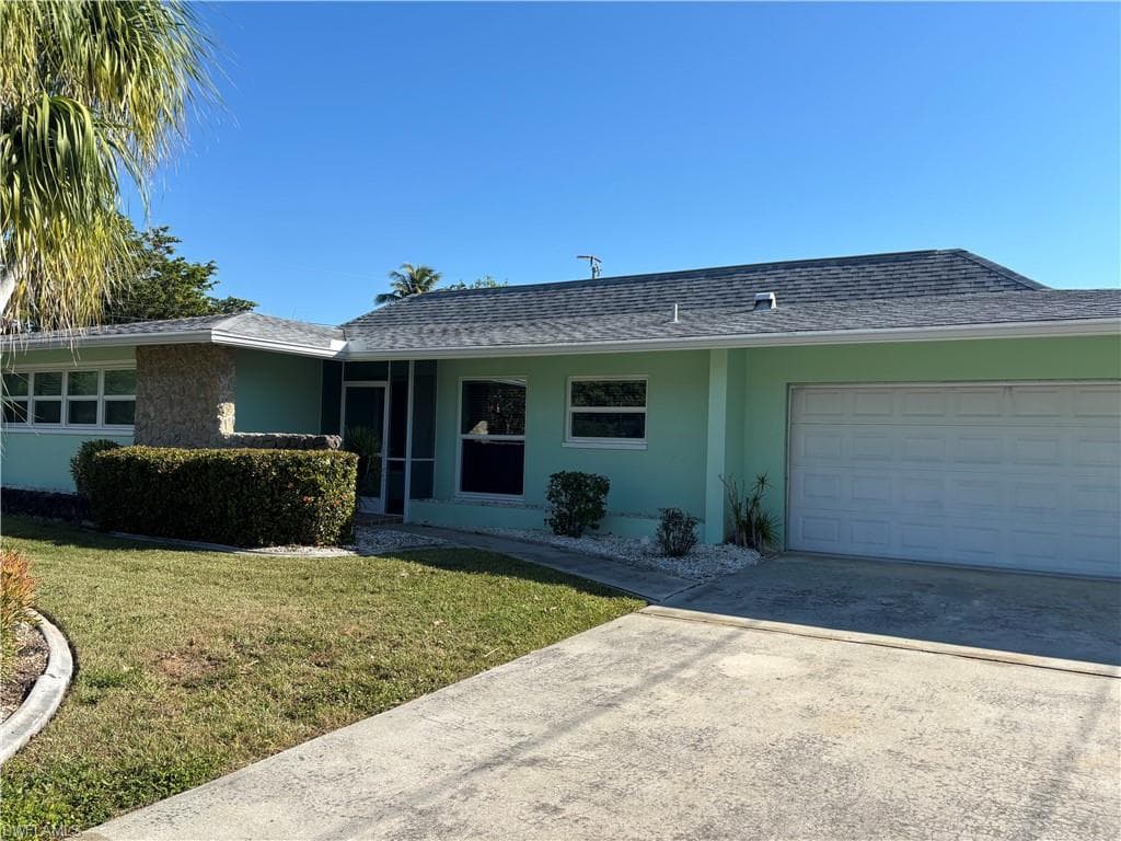 5917 SW 1st CT CAPE CORAL, FL 33914