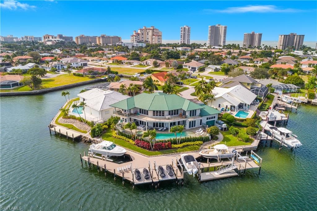 940 Tulip CT MARCO ISLAND, FL 34145