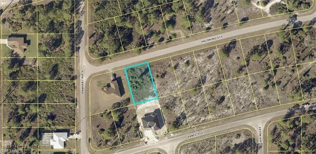 808 Palomino ST E LEHIGH ACRES, FL 33974