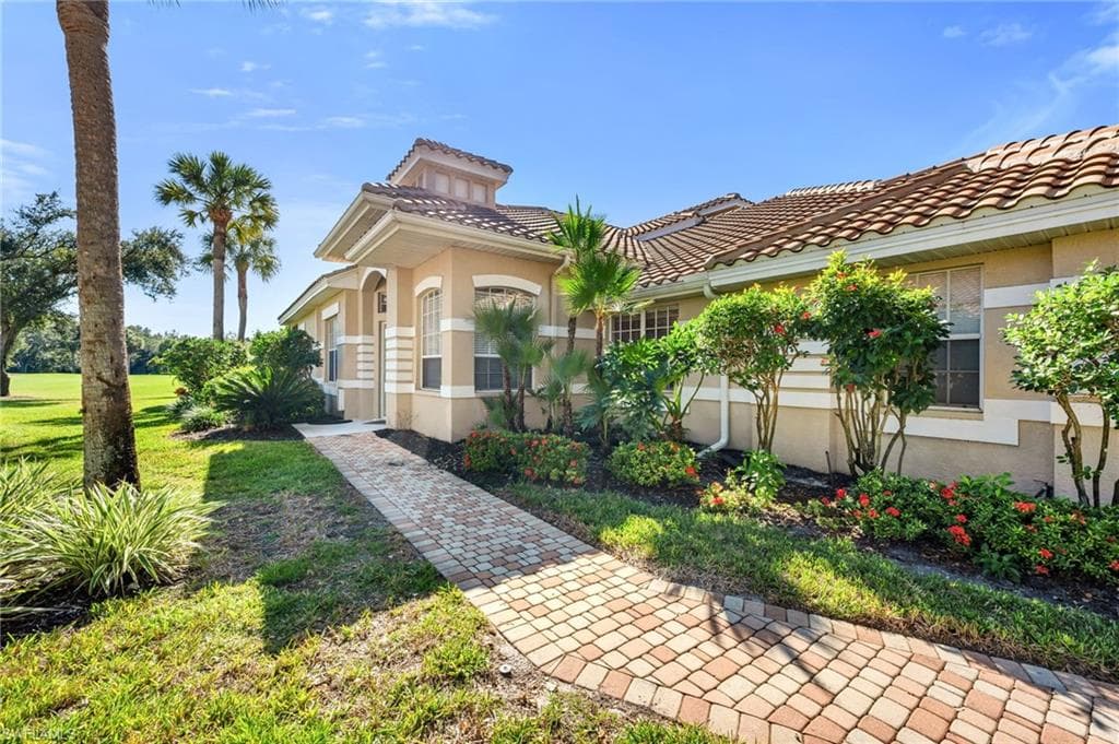 25374 Galashields CIR BONITA SPRINGS, FL 34134