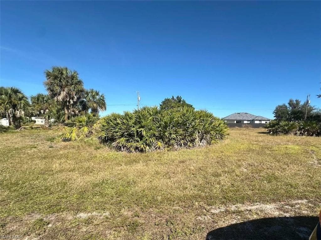 1819 NE 22nd ST CAPE CORAL, FL 33909