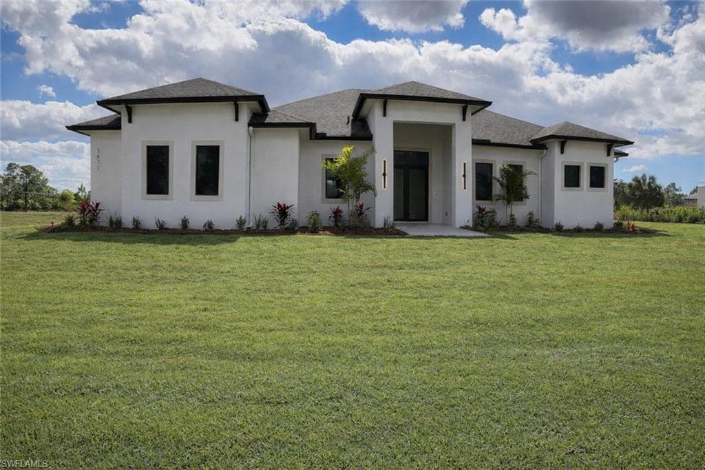 3672 68TH AVE NE NAPLES, FL 34120