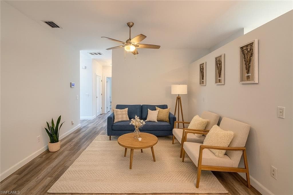 10700 Aqua Surf CT ESTERO, FL 33928
