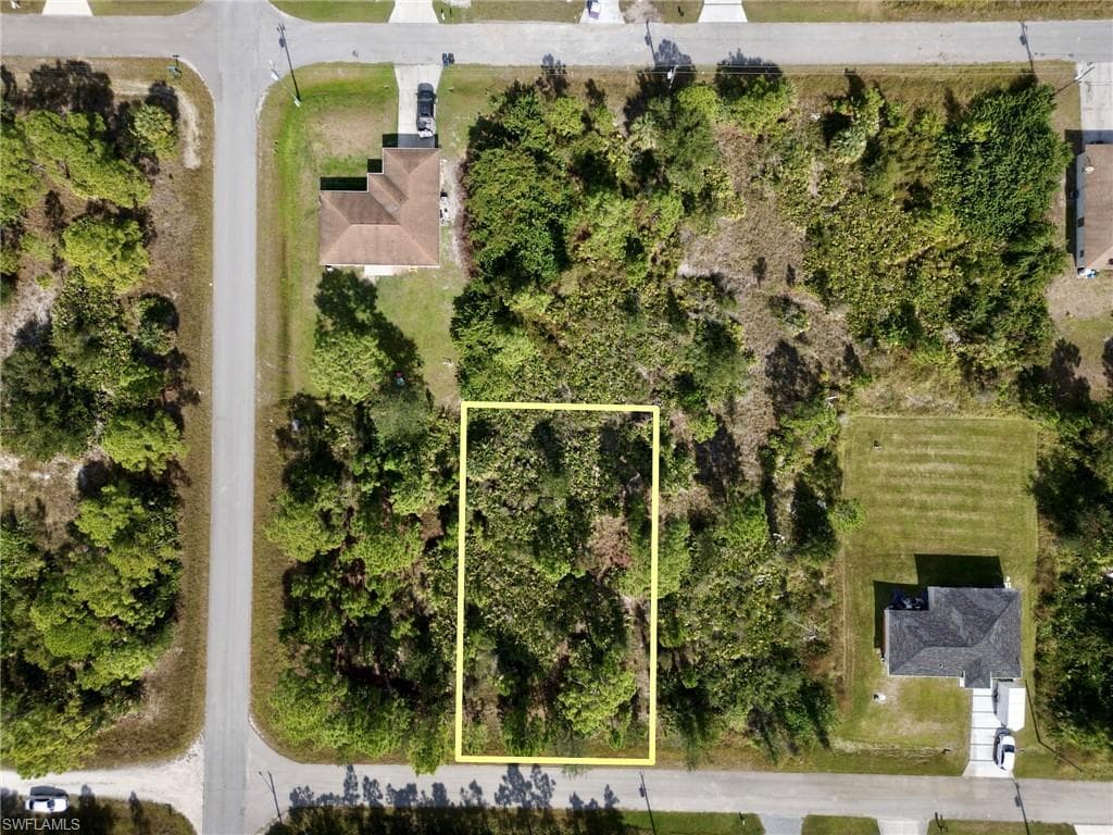 3216 41st ST W LEHIGH ACRES, FL 33971