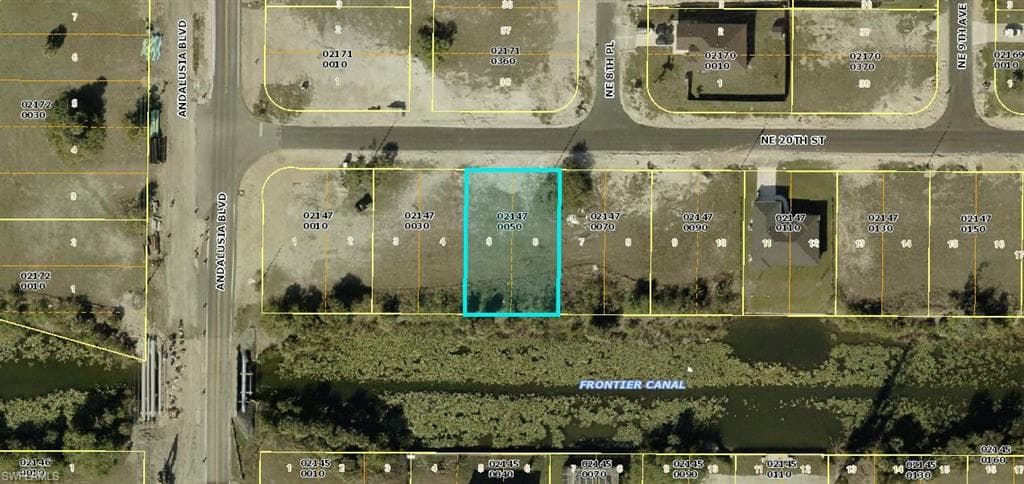 810 NE 20th ST CAPE CORAL, FL 33909
