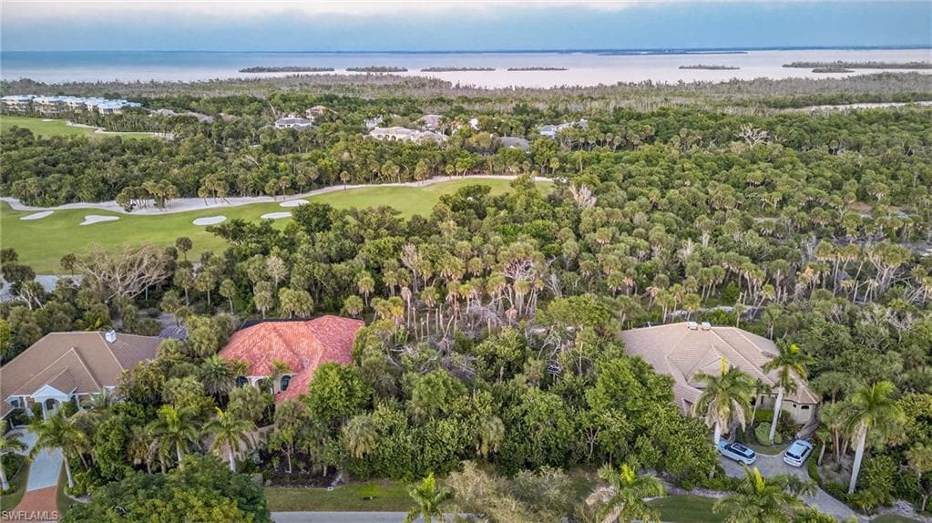 2372 Wulfert RD SANIBEL, FL 33957
