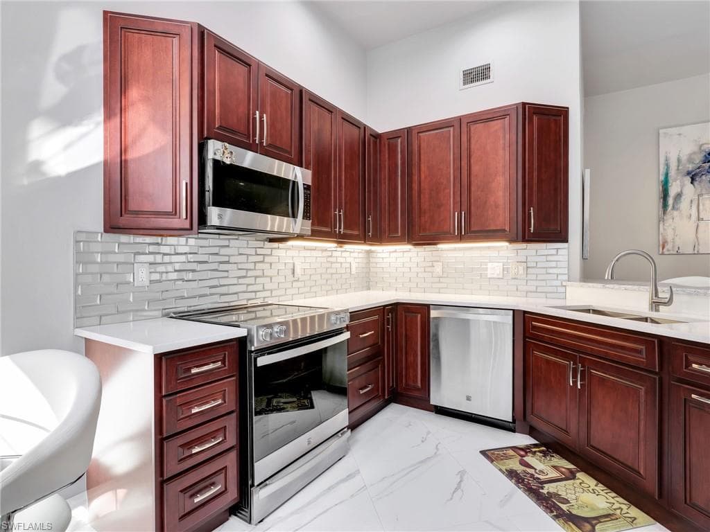 625 Beachwalk CIR G203 NAPLES, FL 34108