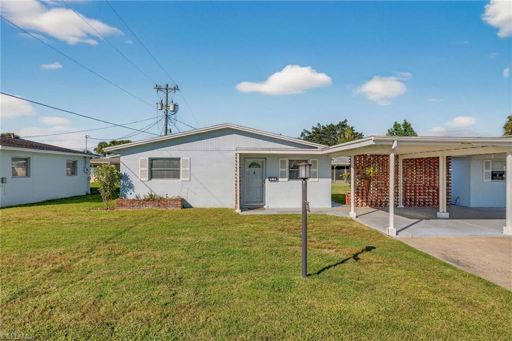 2207 Croton CT LEHIGH ACRES, FL 33936