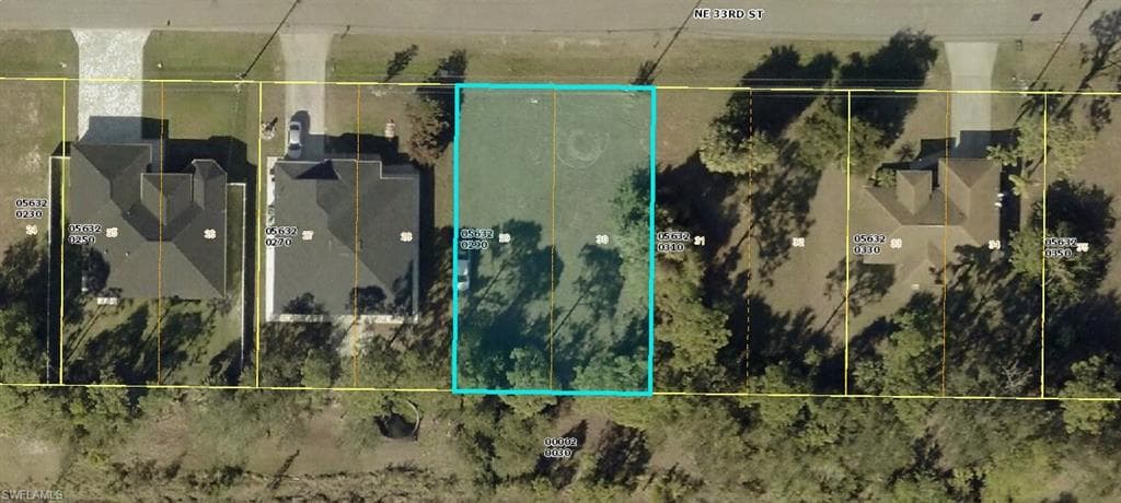 1810 NE 33rd ST CAPE CORAL, FL 33909