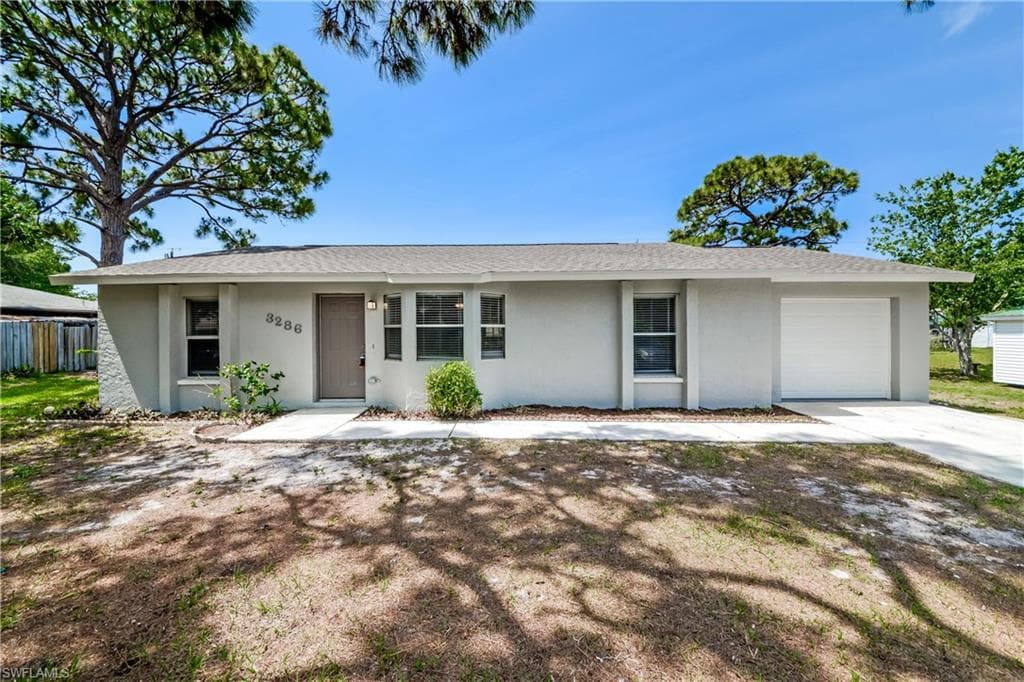 3286 Papaya RD VENICE, FL 34293