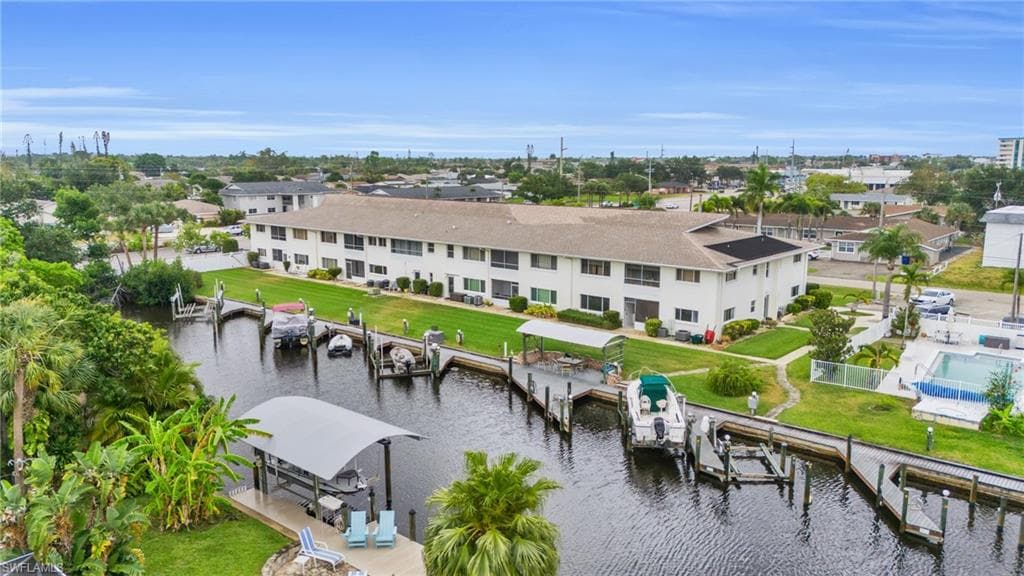 4802 Tudor DR 201 CAPE CORAL, FL 33904