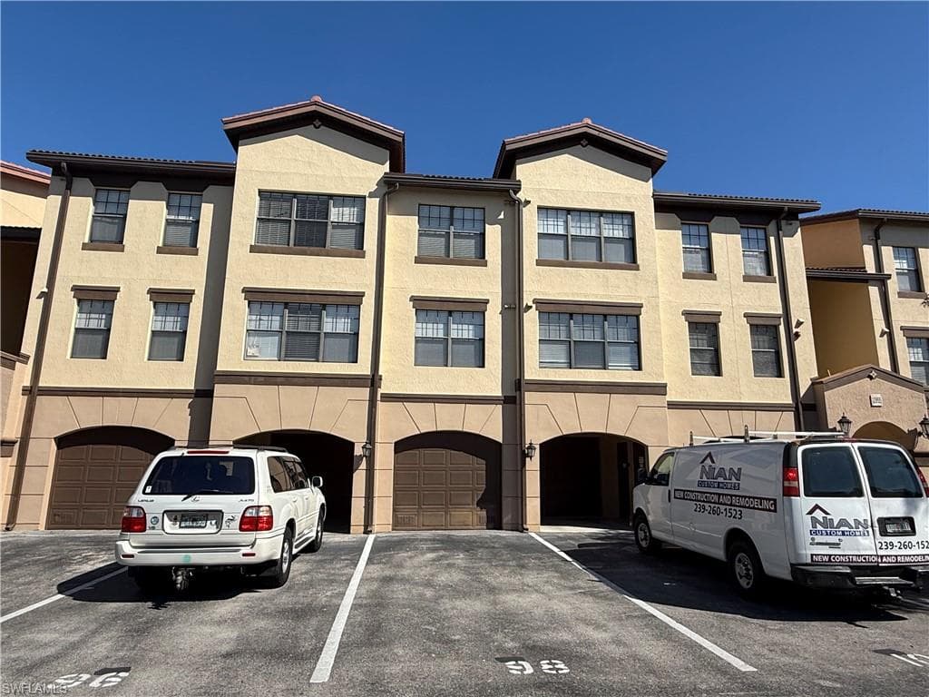 12955 POSITANO CIR 306 NAPLES, FL 34105