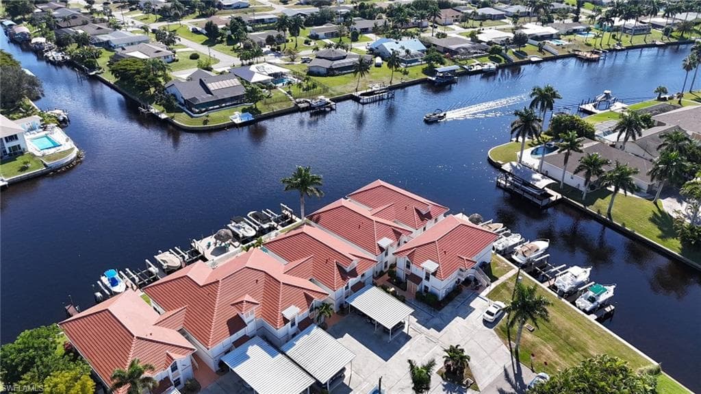 4041 SE 11th PL 105 CAPE CORAL, FL 33904