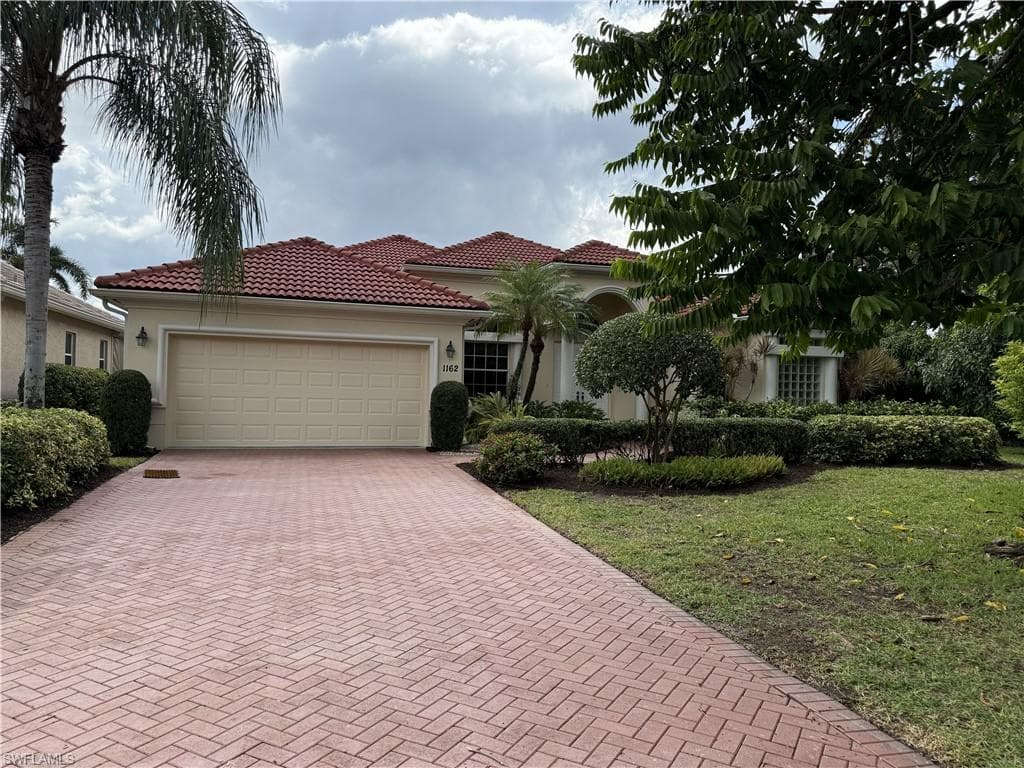 1162 Augusta Falls WAY NAPLES, FL 34119