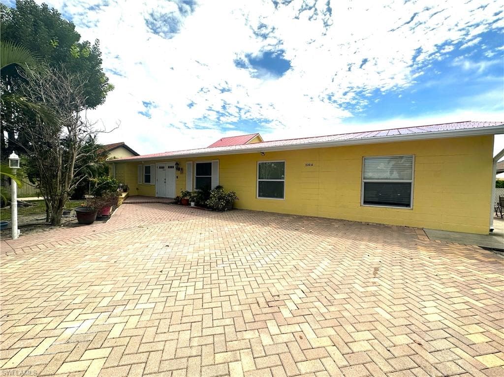 530 100th AVE N C NAPLES, FL 34108