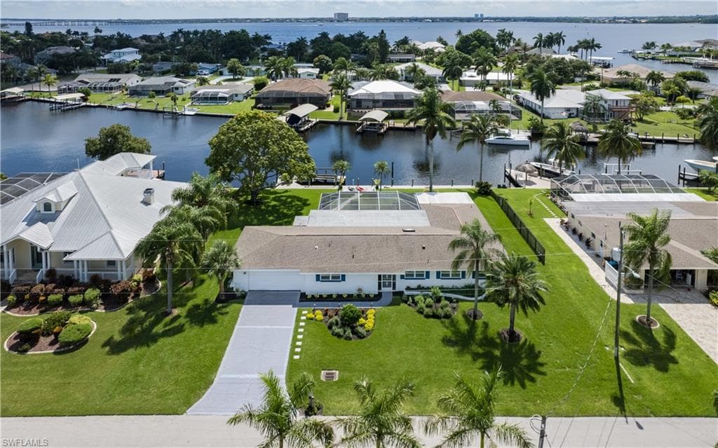 5333 Malibu CT CAPE CORAL, FL 33904