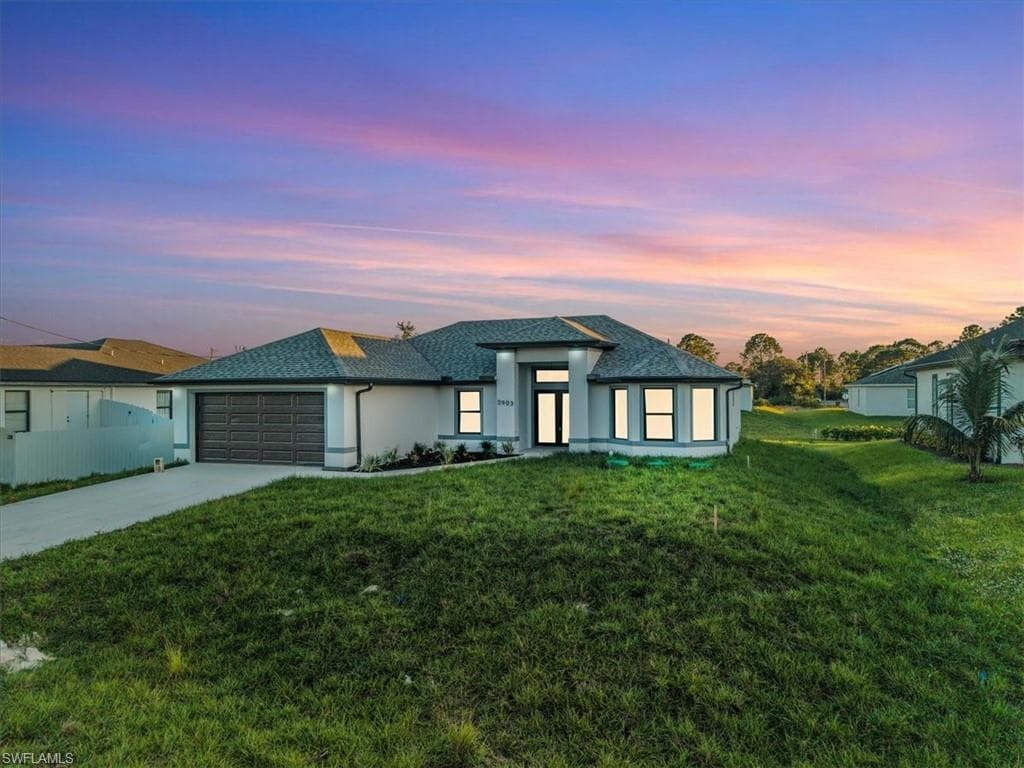 2606 26th ST SW LEHIGH ACRES, FL 33976