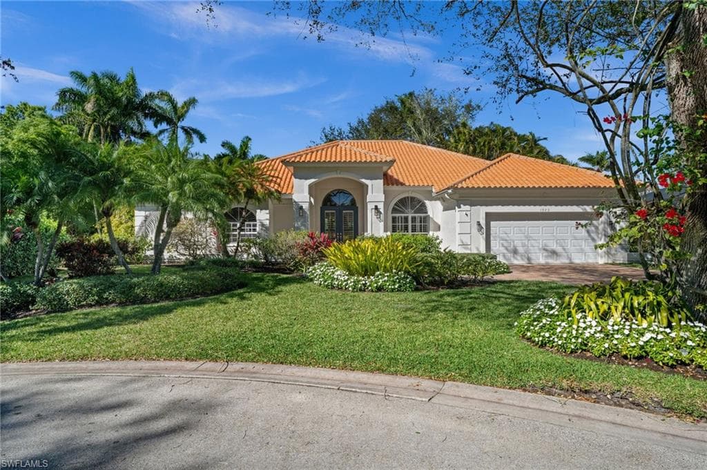 1923 Blackstone CIR NAPLES, FL 34109