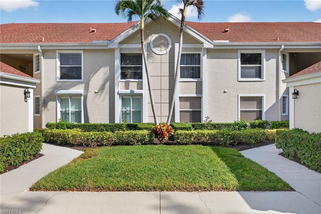 9832 Luna CIR 103G NAPLES, FL 34109