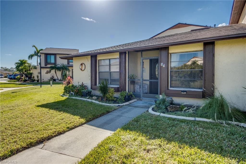 628 SE 12th CT 37 CAPE CORAL, FL 33990