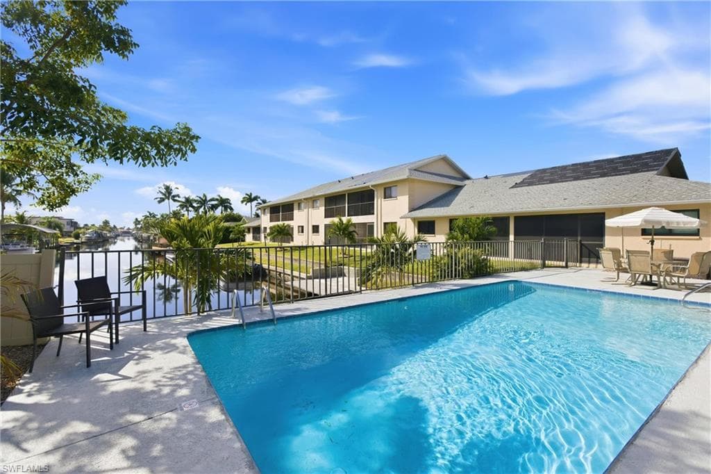 4805 Sorrento CT 102 CAPE CORAL, FL 33904
