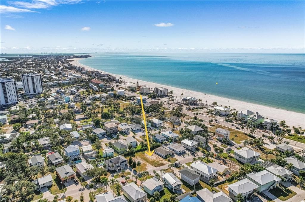 140 Hercules DR FORT MYERS BEACH, FL 33931