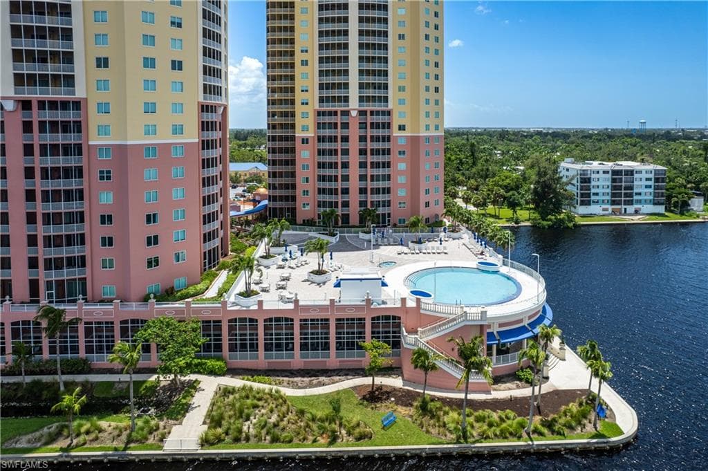 2743 1st ST 1704 FORT MYERS, FL 33916