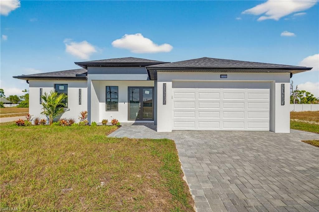 2325 NW 25th LN CAPE CORAL, FL 33993