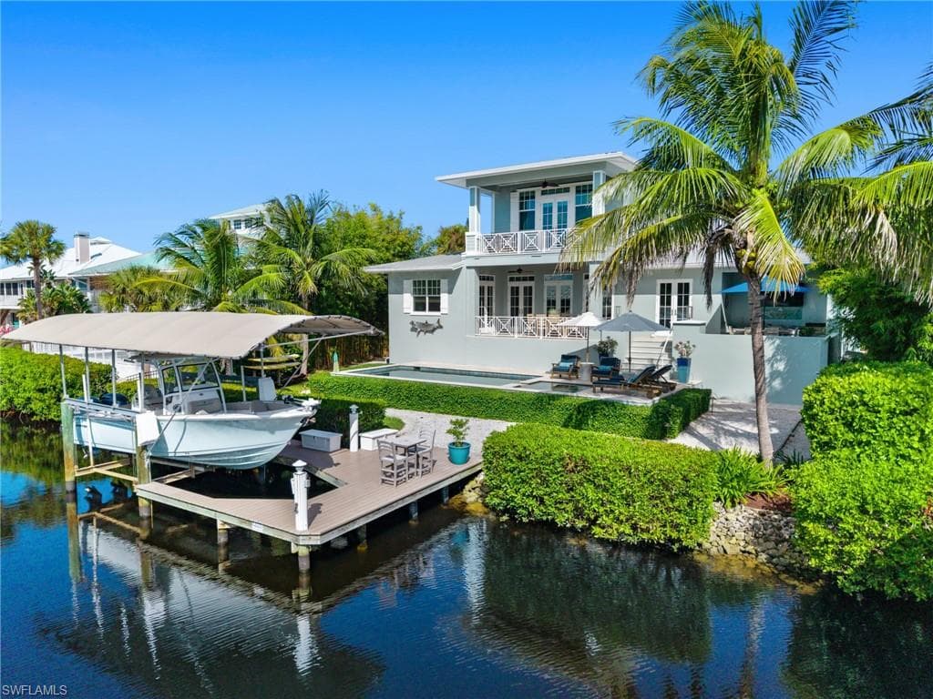 6255 Cocos DR FORT MYERS, FL 33908