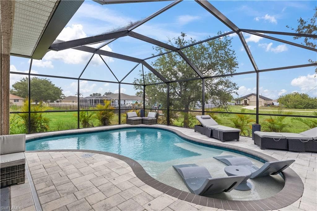 927 NW 12th TER CAPE CORAL, FL 33993