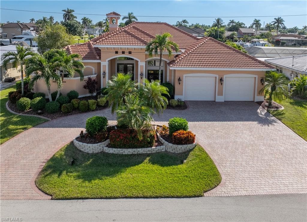 2050 SE 28th ST CAPE CORAL, FL 33904