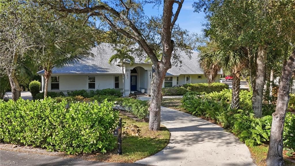 5633 Grey Fox RUN FORT MYERS, FL 33912