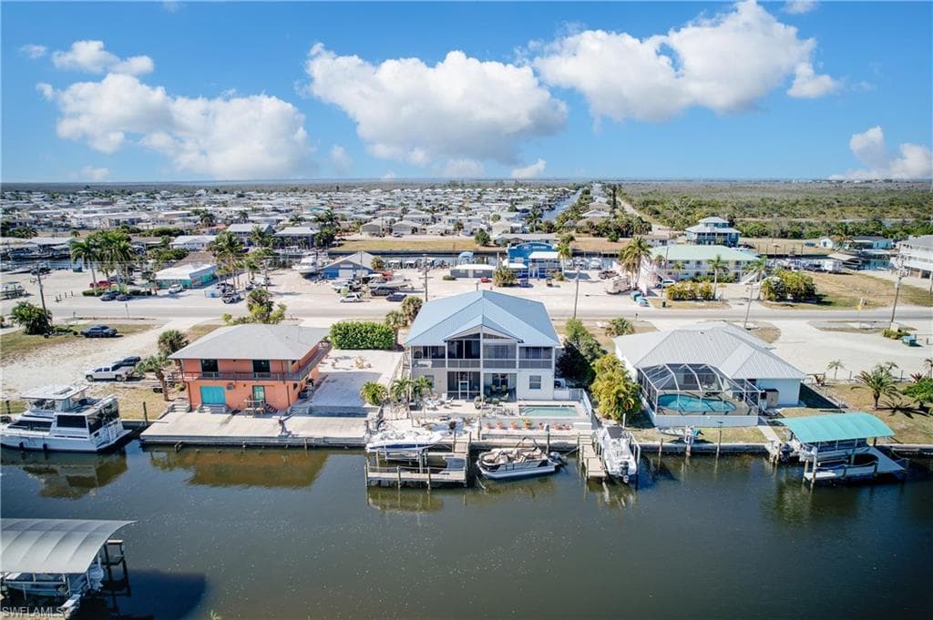 3184 Stringfellow RD ST. JAMES CITY, FL 33956