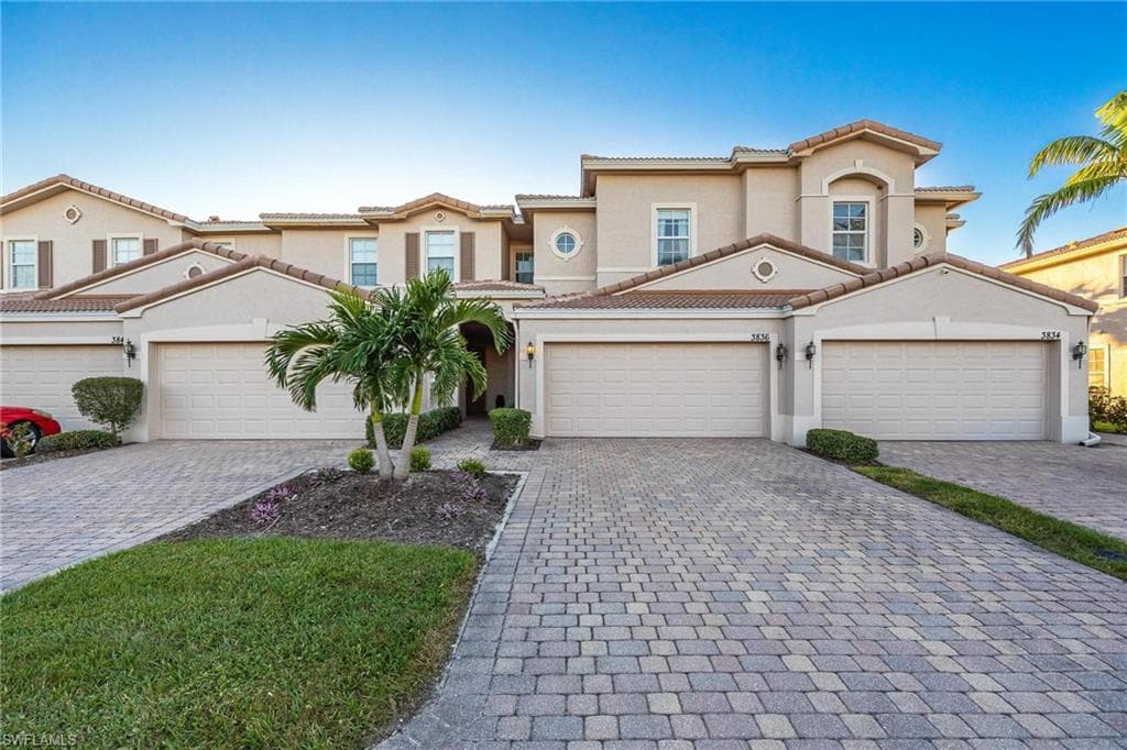 3836 Cherrybrook LOOP FORT MYERS, FL 33966
